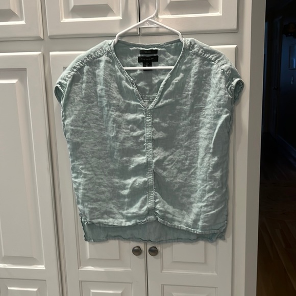 Tahari 100% linen short sleeve v neck. - Picture 1 of 4